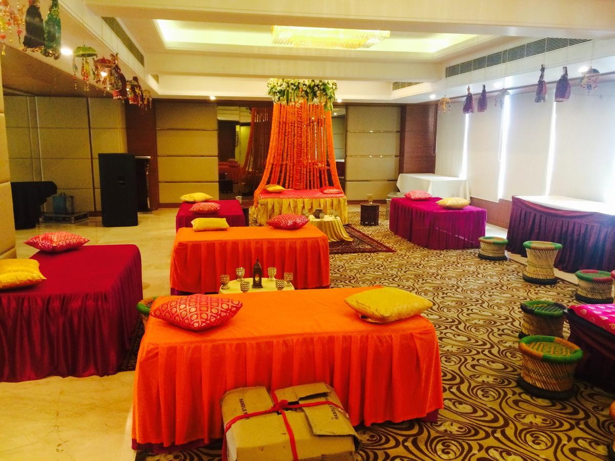Golden Tulip Vasundhara Hotel y Suites Ghaziabad Exterior foto