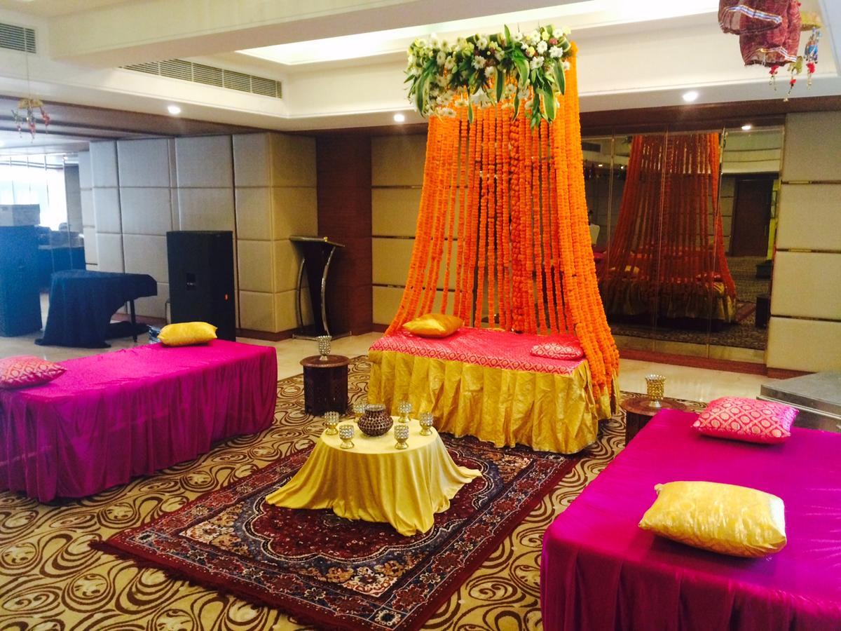 Golden Tulip Vasundhara Hotel y Suites Ghaziabad Exterior foto