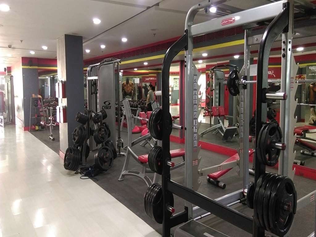 Golden Tulip Vasundhara Hotel y Suites Ghaziabad Facilidades foto