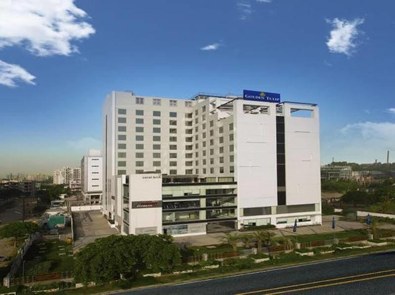 Golden Tulip Vasundhara Hotel y Suites Ghaziabad Exterior foto