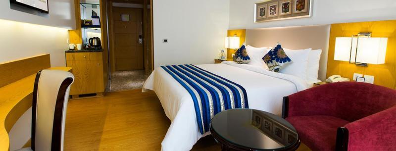 Golden Tulip Vasundhara Hotel y Suites Ghaziabad Exterior foto